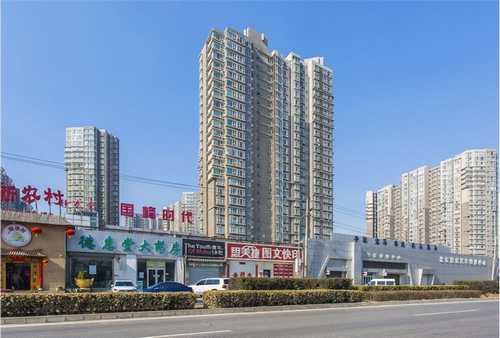 在当前市场环境下，胶州市企业开展网站建设时应注重从规划、设计到运营的全流程协同